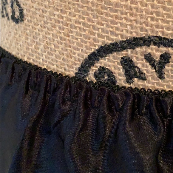 Silk black pyjama shorts - Picture 3 of 3